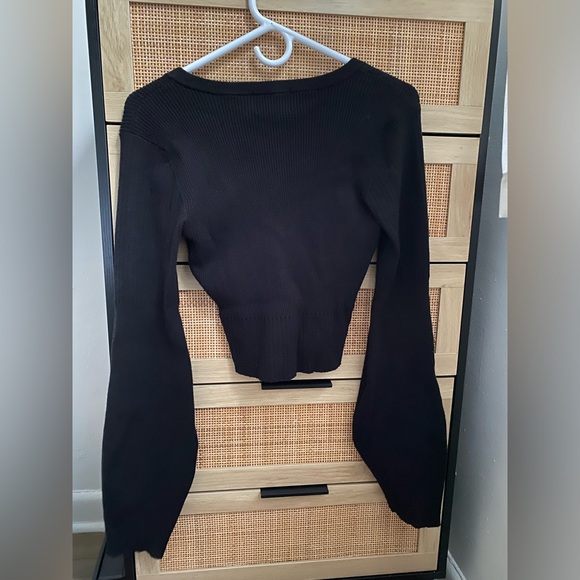 NWT Cynthia Rowley Viscose Balloon Sleeve Sweater in Black - Picture 3 of 5